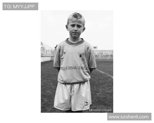 莫德里奇：足球场上的艺术家与战士，传奇生涯的背后故事与荣耀时刻