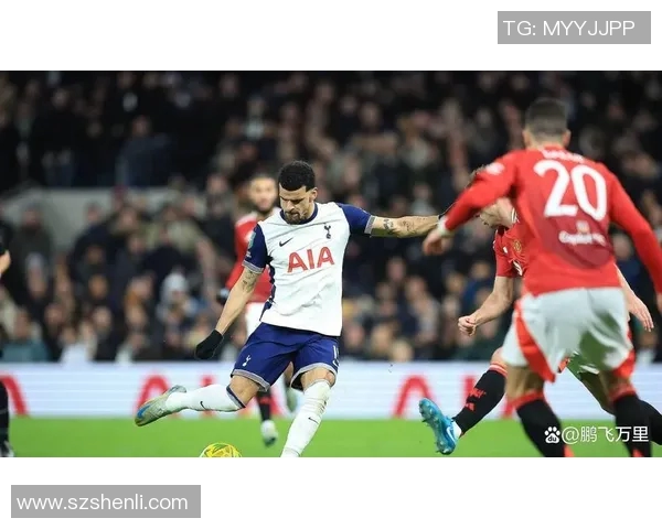 热刺与曼联激战正酣双方进球精彩瞬间回顾与分析 热刺与曼联激战正酣双方进球精彩瞬间回顾与分析