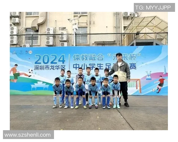 科斯塔引领足球新潮流探讨其在现代足球中的影响与未来发展潜力 科斯塔引领足球新潮流探讨其在现代足球中的影响与未来发展潜力