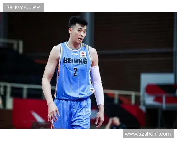 方硕的篮球之路：从青涩新星到CBA赛场的闪耀之星