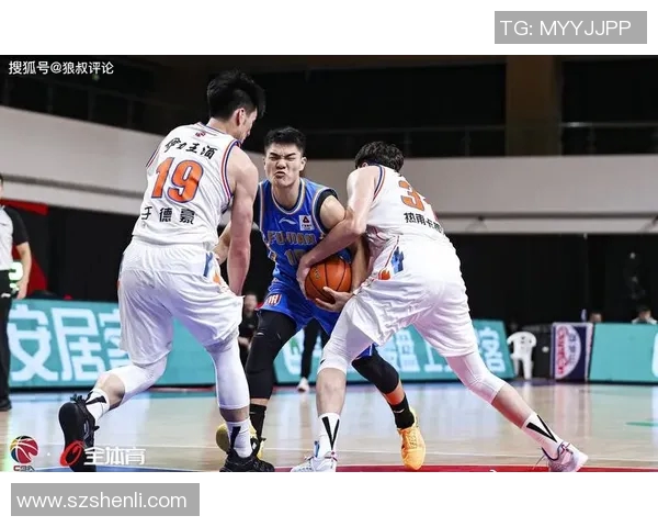 陈林坚的篮球之路：从青涩少年到职业赛场的璀璨明星